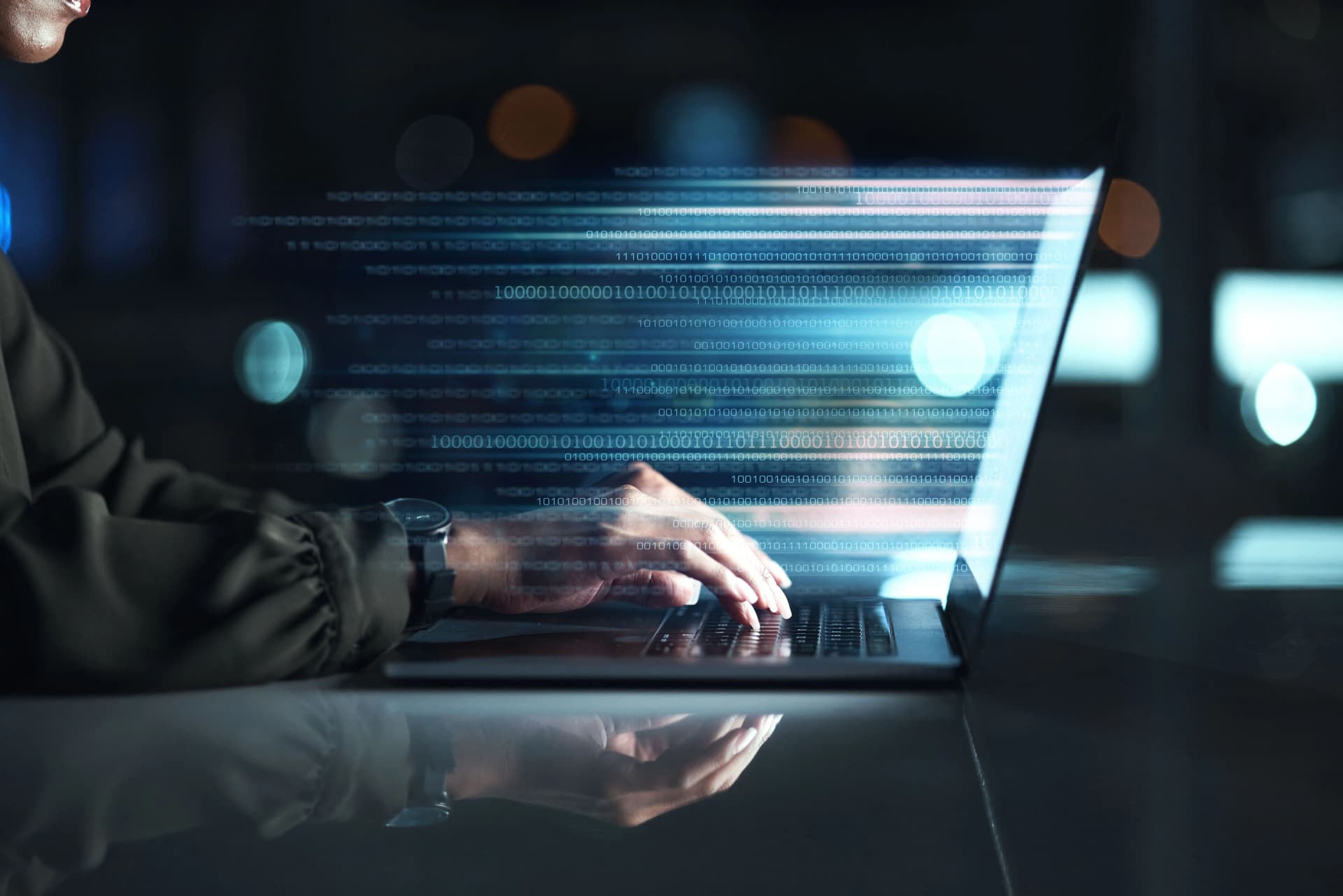 보안솔루션 기반으로 탐지한 결과 스파이웨어 발견